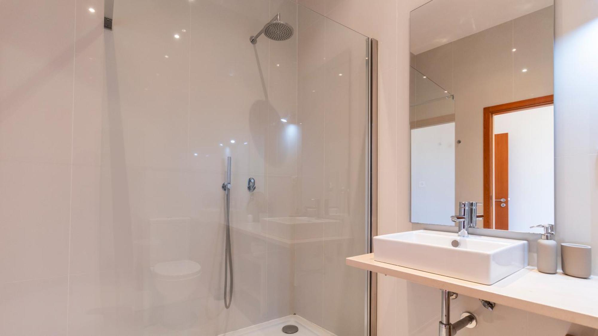 Bento Living By Lovelystay Apartment Porto